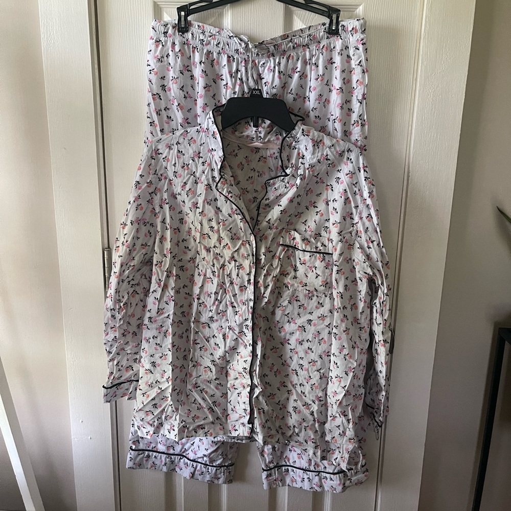 Victoria’s Secret pj set